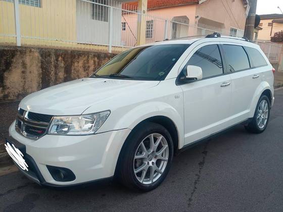 DODGE JOURNEY 3.6 RT V6 GASOLINA 4P AUTOMÁTICO DODGE JOURNEY 3.6 RT V6 GASOLINA 4P AUTOMÁTICO